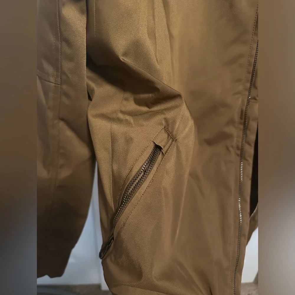 Jacket - Picture 2 of 7